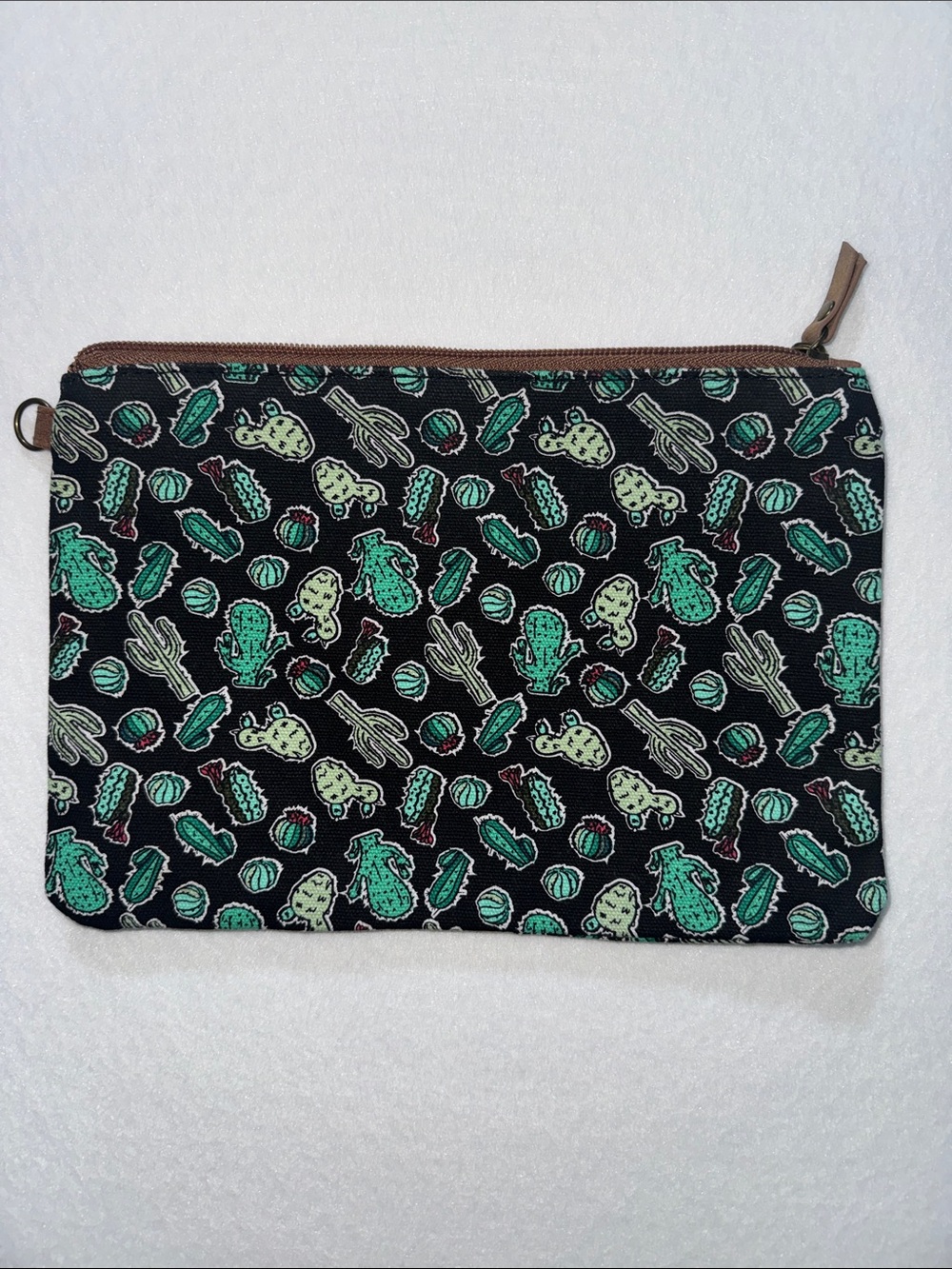 Cactus Print Cosmetic Bag Zip Pouch‎ Black Green Missing Wrist Strap